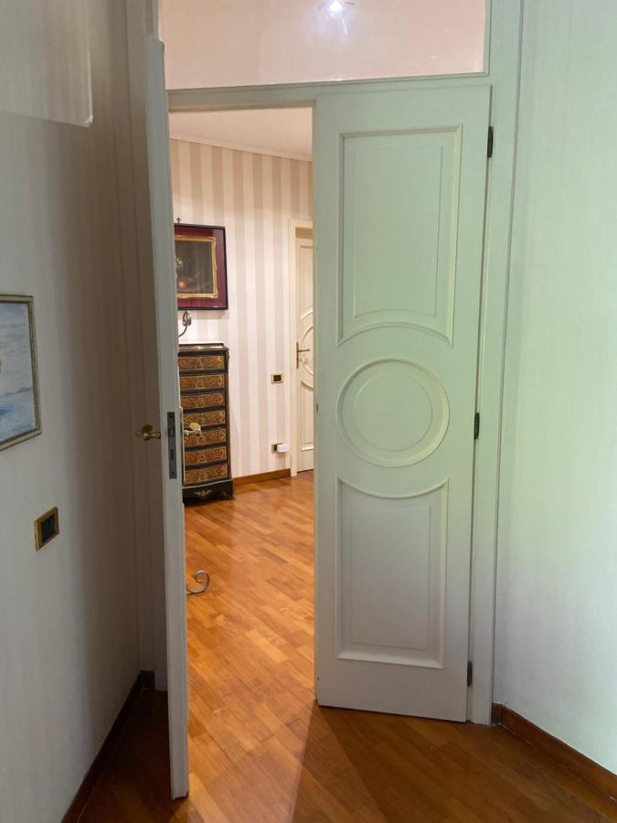 Guest house Dana House *