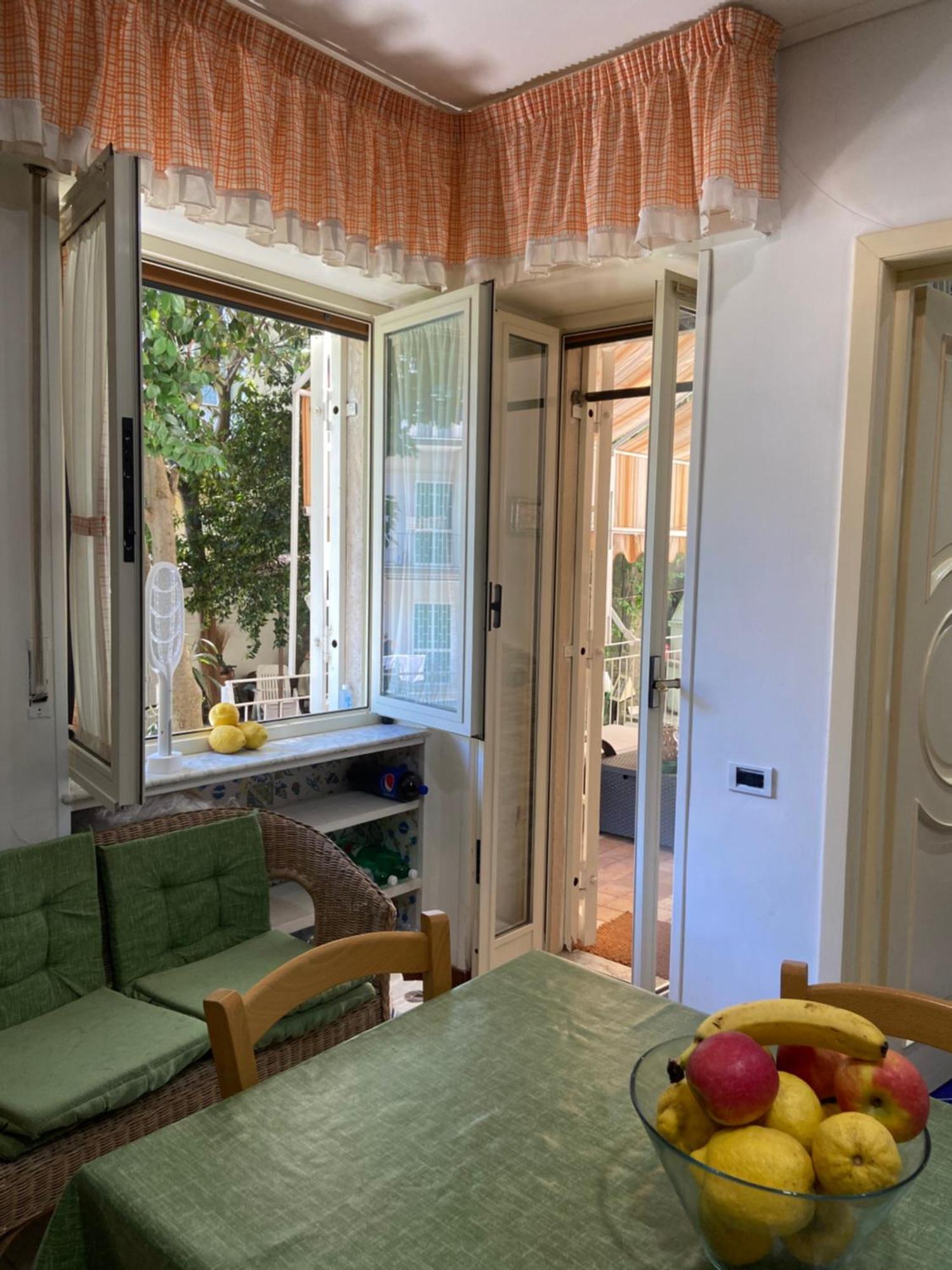 Affittacamere Dana House *